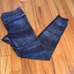 With Wear It To Heart workout leggings